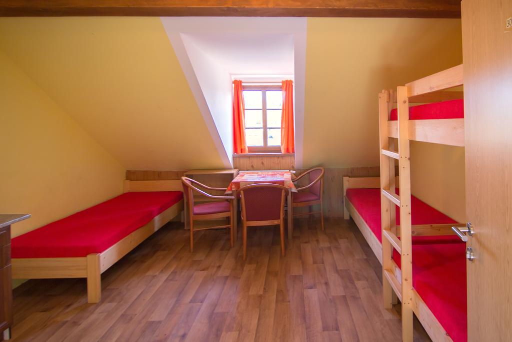 Vyšší Brod Ubytovna Pod Hrazi الغرفة الصورة